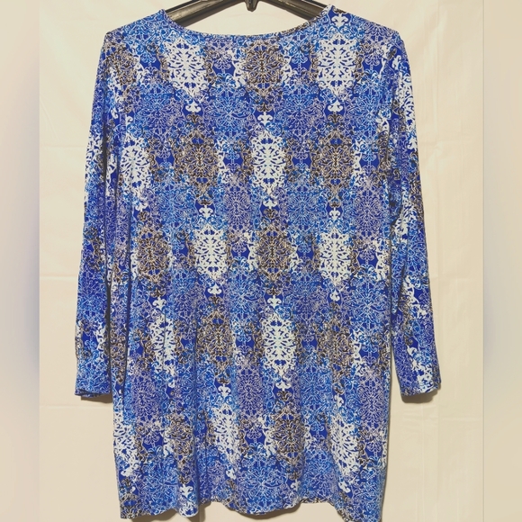 NY Colllection EUC Women's Long Sleeve Blouse, Size Large, Blue & White Pattern - Picture 9 of 9